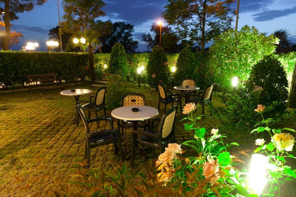 Hotel Globus Cesenatico Zewnętrze zdjęcie